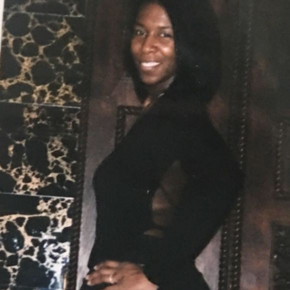 Meet your Posher, Kim - Picture 1 of 1